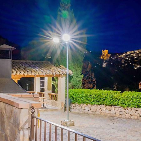 Apartamentos Berrocal Alcala del Jucar Exterior foto